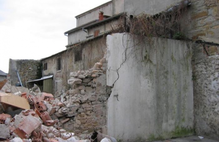 Frančiškanski Samostan Koper obnovitvena dela 2006