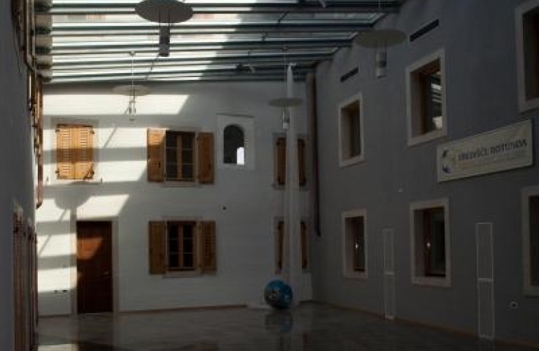 Frančiškanski Samostan Koper - Središče Rotunda