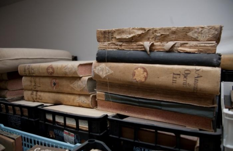 Frančiškanski Samostan Koper - Knjižnica