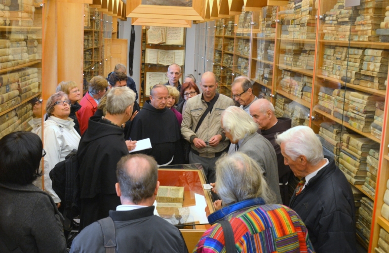 Frančiškanski Samostan Koper - Knjižnica