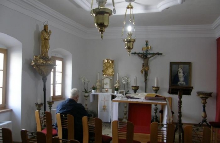 Frančiškanski Samostan Koper - Atrij s križnim hodnikom