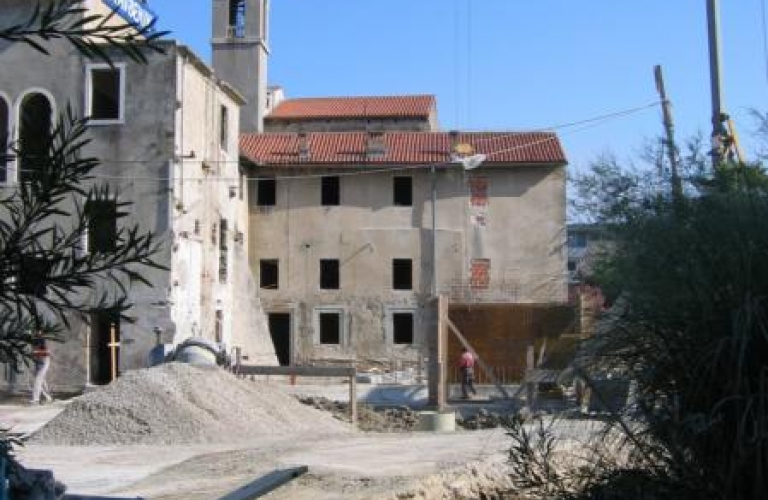 Frančiškanski Samostan Koper obnovitvena dela 2007