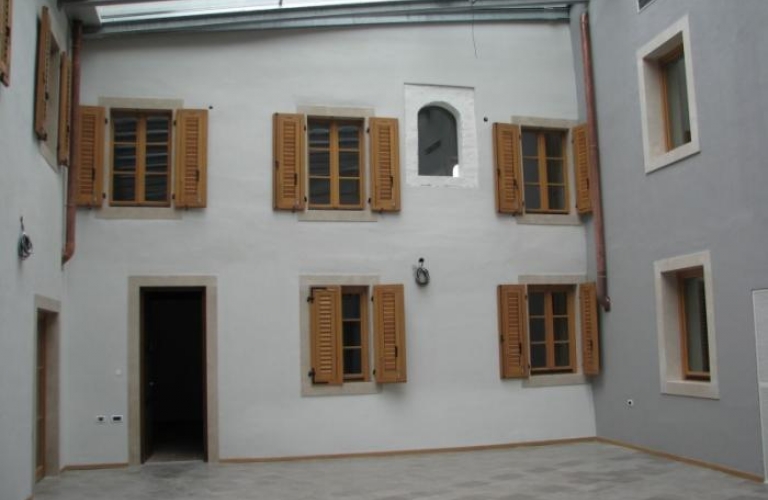 Frančiškanski Samostan Koper zaključna dela 2008