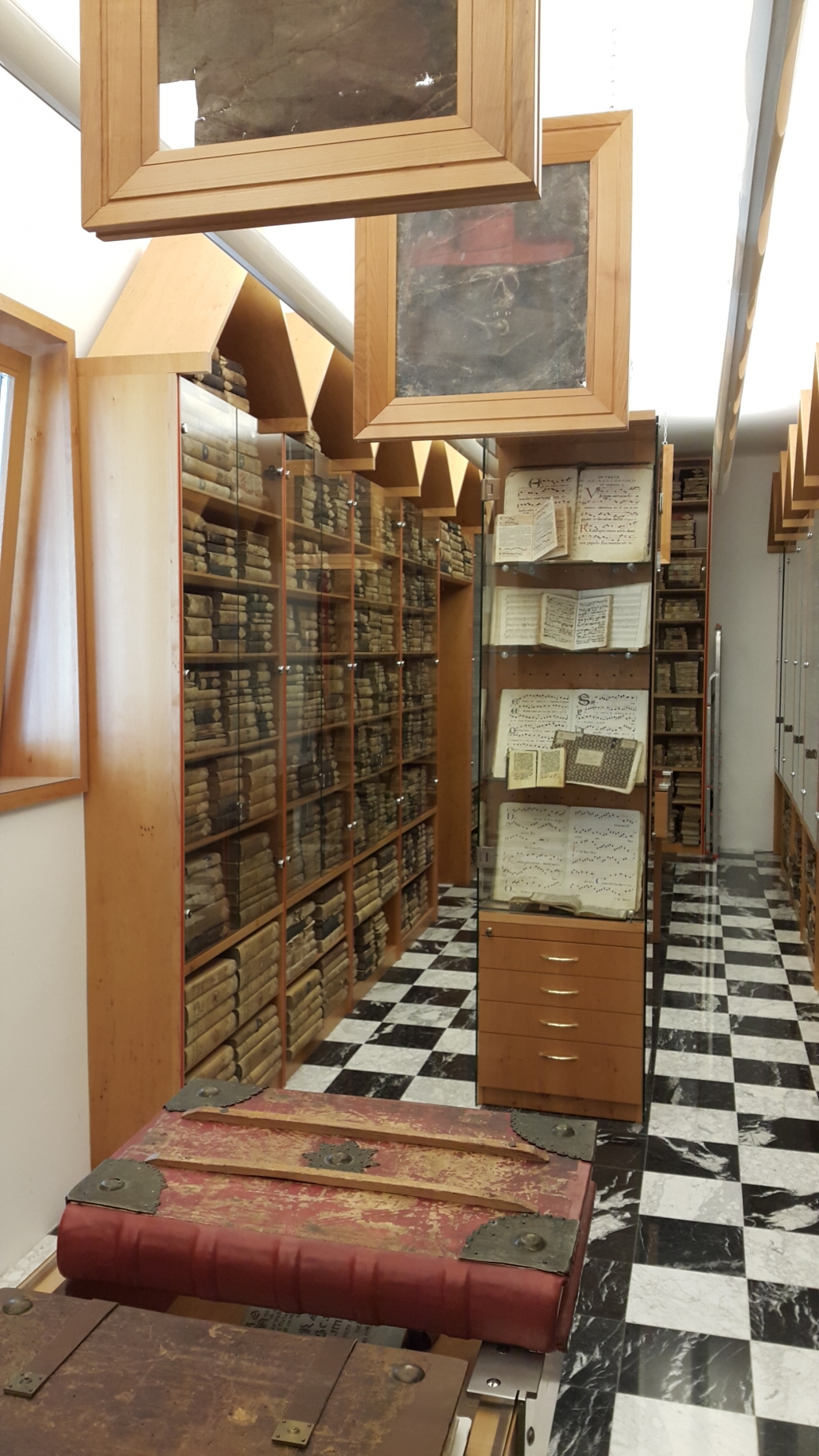 Frančiškanski Samostan Koper - Knjižnica