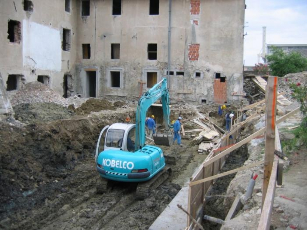 Frančiškanski Samostan Koper obnovitvena dela 2007